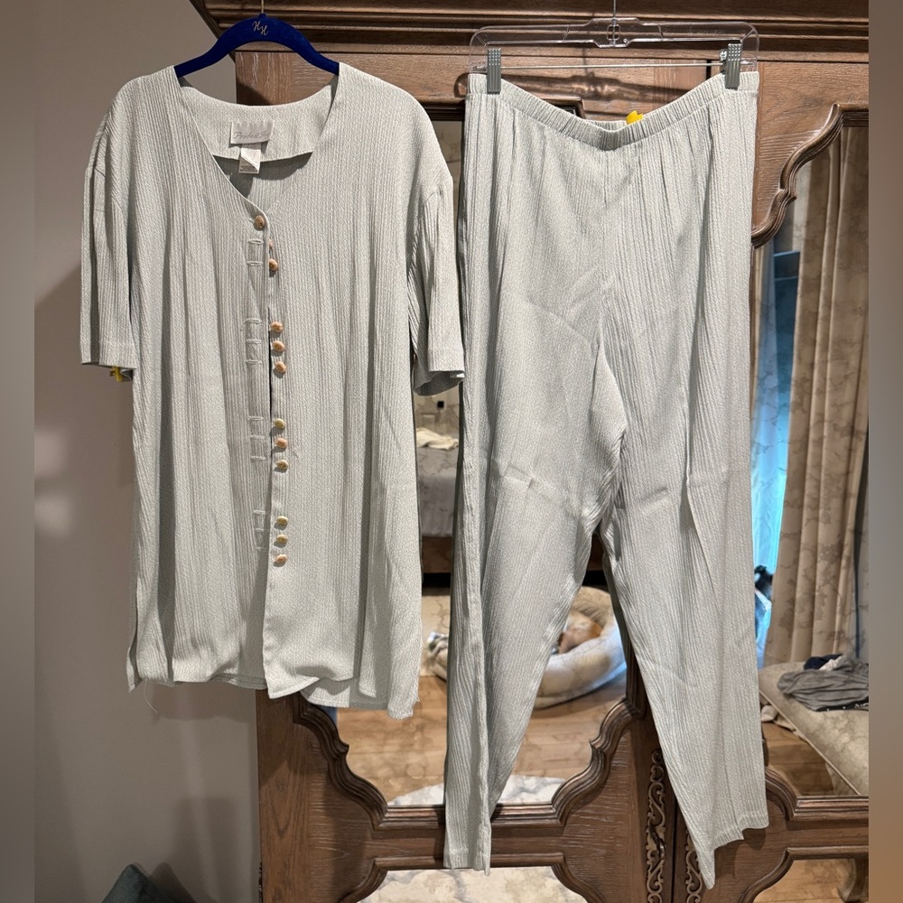 Size 12 Women’s pants suit